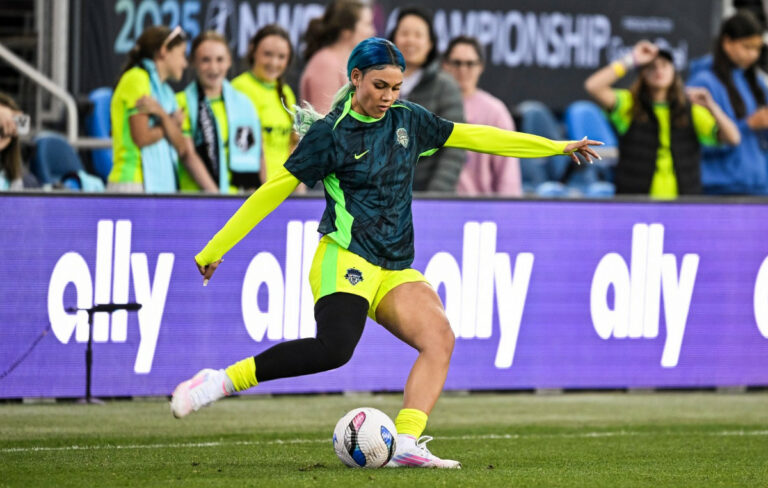 Τρίνιτι Ρόντμαν: Η πιο ακριβοπληρωμένη ποδοσφαιρίστρια στον κόσμο