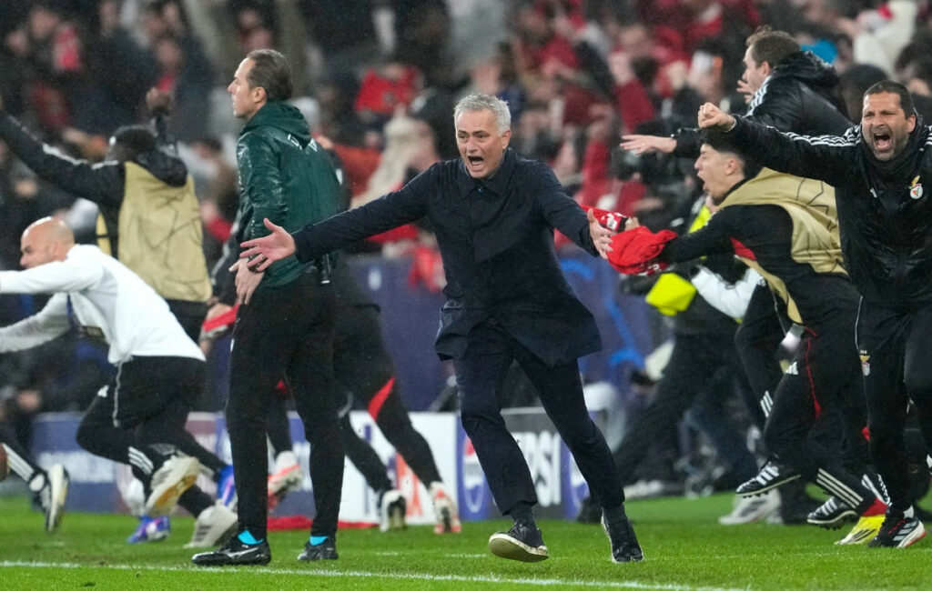 Champions League: Τα ζευγάρια της νοκ άουτ φάσης – Ο Μουρίνιο απέναντι στη Ρεάλ