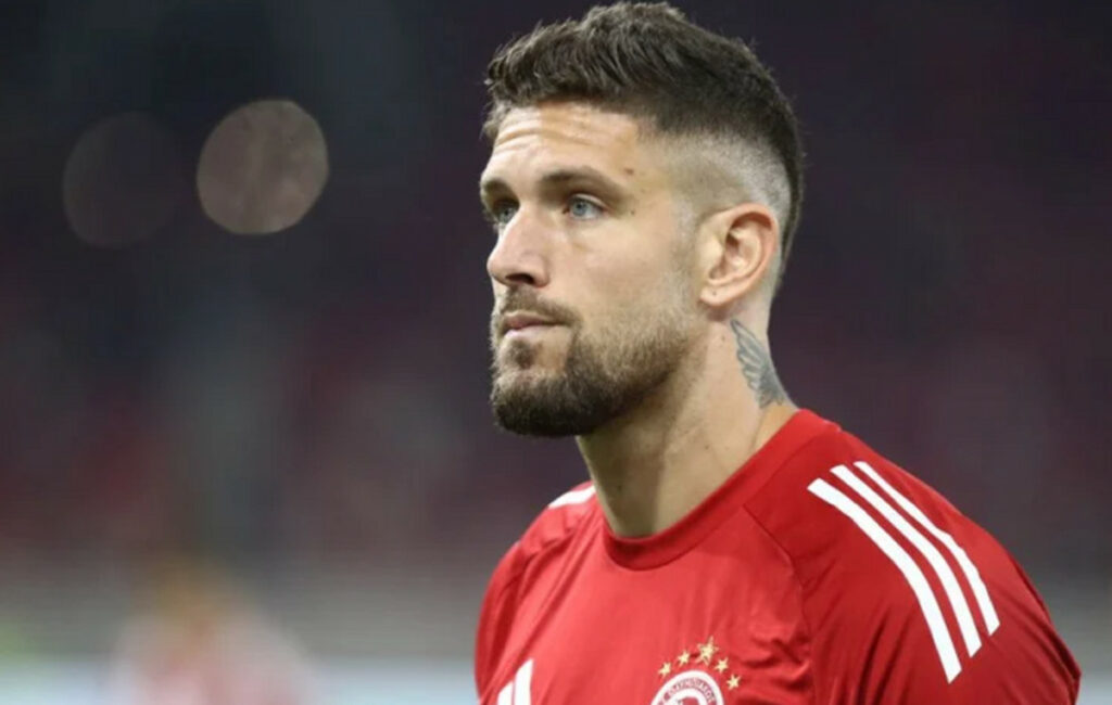 Αναστάτωση με Πασχαλάκη και Ολυμπιακό – Τι συνέβη στο ματς με τον Άγιαξ