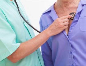 Σοβαρή ανεπάρκεια βιταμίνης D συνδέεται με αυξημένες νοσηλείες από αναπνευστικές λοιμώξεις