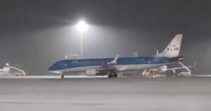 Άμστερνταμ: Σοβαρά προβλήματα στις συγκοινωνίες λόγω χιονιού