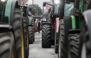 Ανοιχτά τα μπλόκα σε Μάλγαρα, Ευζώνους, Προμαχώνα και Νίκη – Πορεία στο Κιλκίς