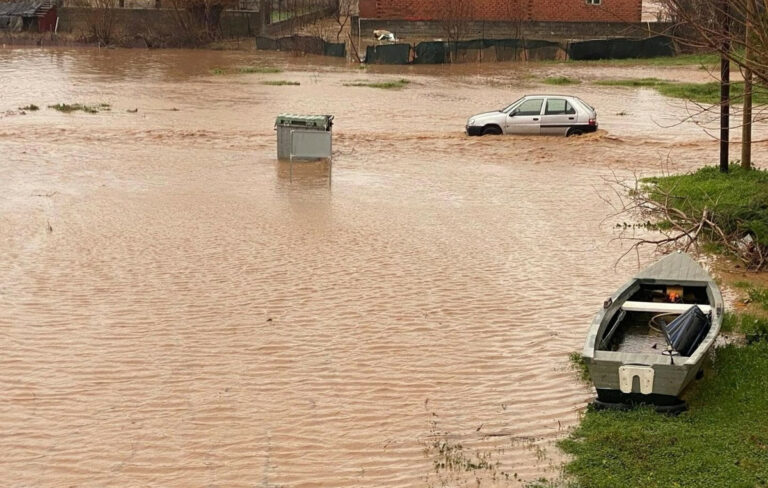 Κακοκαιρία: Ισχυρές βροχές πλήττουν Έβρο και Ροδόπη