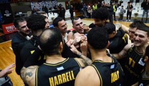 Ο Άρης αντιδρά στην διαιτησία του αγώνα με τον Προμηθέα