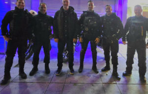 Ηρωισμός αστυνομικών στη Χαλκίδα: Διάσωση δύο πολιτών από φλεγόμενο κτίριο