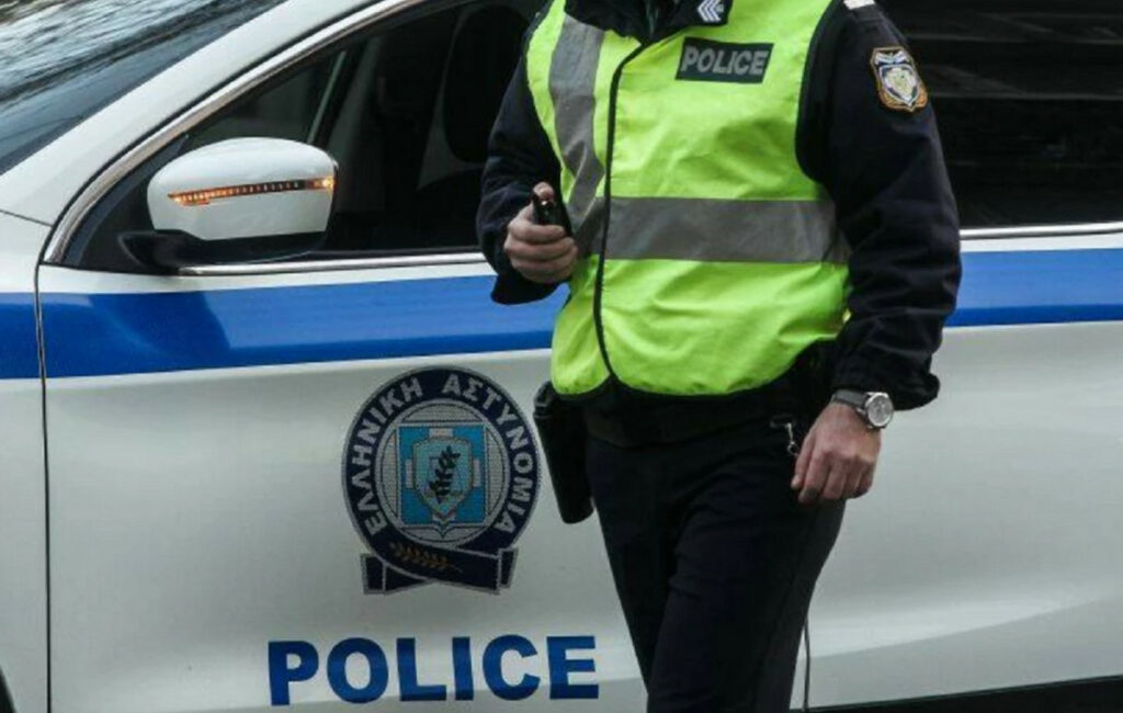 Λάρισα: Δύο τραυματίες από σοβαρή σύγκρουση οχημάτων