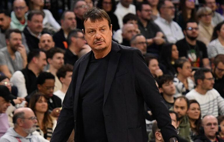 Άταμαν: Παίκτες έπαιξαν ντροπιαστικά, δεν μπορούν να ανταπεξέλθουν