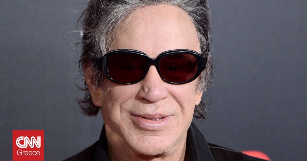 Ο Μίκι Ρούρκ ζητά βοήθεια για να αποφύγει την έξωση από το σπίτι του