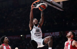 Συγκλονιστική πρόταση ΠΑΟΚ στον Ταϊρίκ Τζόουνς για να αποδεσμευτεί από τον Ολυμπιακό