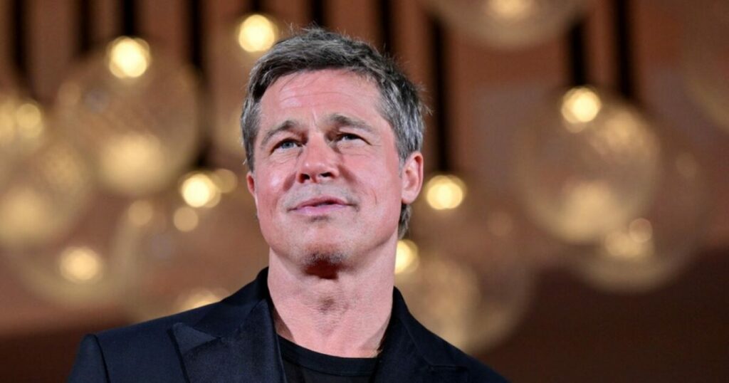 Η Τζούλιαν Νίκολσον συμπρωταγωνιστεί με τον Μπραντ Πιτ στην ταινία «The Riders»