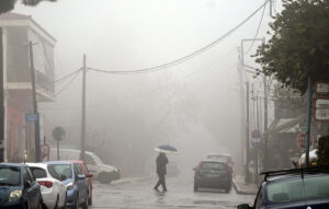 Νέες βροχές στην Αττική – Προειδοποίηση Καλλιάνου για τη Γλυφάδα