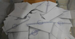 Τρεις έδρες για τον Απόδημο Ελληνισμό και επιστολική ψήφος