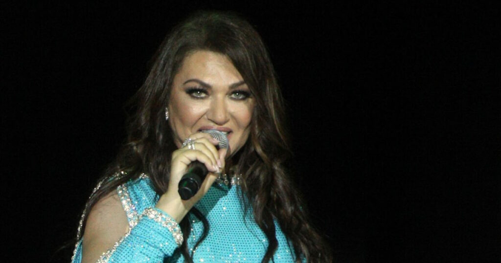 Καίτη Γαρμπή: Ακύρωσε εμφάνιση λόγω υγείας - «Έχω πυρετό που δεν πέφτει»