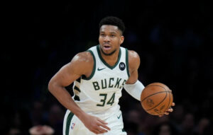 Μπακς: Ηττήθηκαν στο Ντένβερ παρά την προσπάθεια του Αντετοκούνμπο