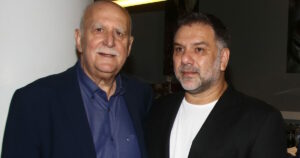 Γρηγόρης Αρναούτογλου: Στο γραφείο του Γιώργου Παπαδάκη με συγκίνηση