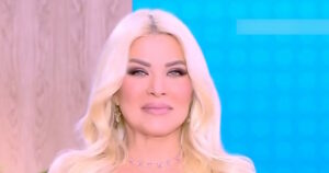 Η Κατερίνα Καινούργιου μοιράζεται τη φουσκωμένη κοιλίτσα της