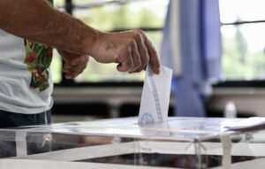 Δημόσια διαβούλευση για την επιστολική ψήφο των αποδήμων Ελλήνων