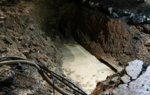 Αποκαταστάθηκε η κυκλοφορία στη Λεωφόρο Δημοκρατίας μετά την καθίζηση