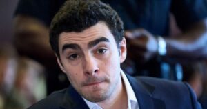 Λουίτζι Μαντζιόνε: Άνδρας προσποιήθηκε τον αστυνομικό για να τον βγάλει από τη φυλακή