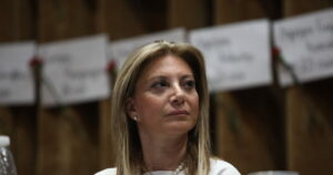 Νέο κόμμα από την Μαρία Καρυστιανού: Αντιδράσεις από κυβέρνηση και αντιπολίτευση