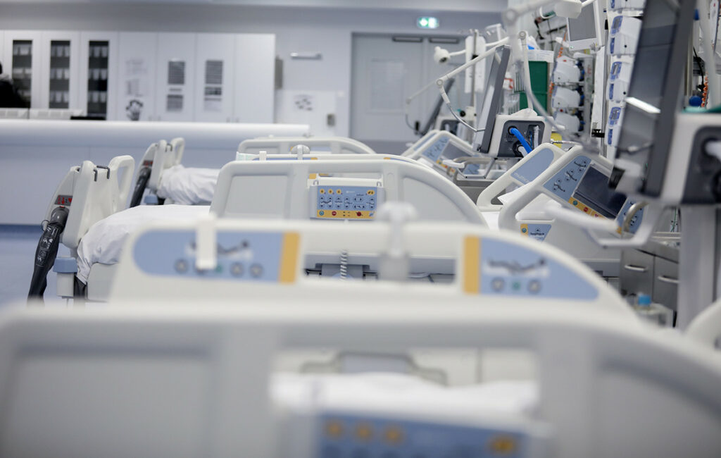 Εξιτήριο από τη ΜΕΘ για 25χρονη γιατρό που νόσησε από μηνιγγίτιδα