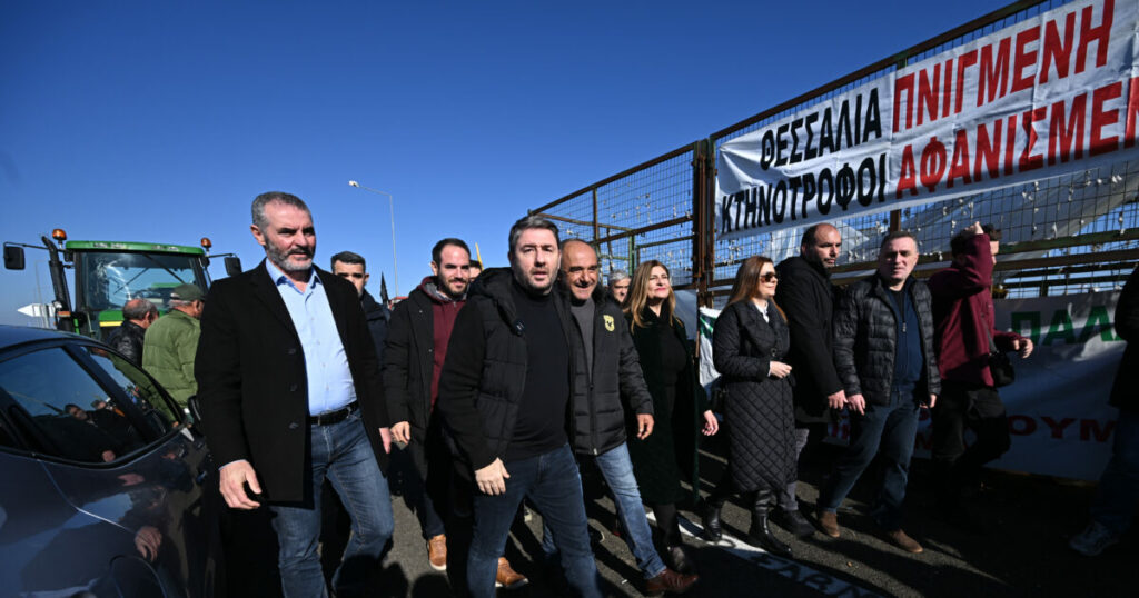 ΠΑΣΟΚ: Η κυβέρνηση απλά διαχειρίζεται το πολιτικό κόστος για τους αγρότες