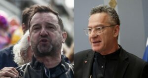 Πλακιάς κατά Αρβανίτη: «Εκμεταλλεύτηκες τη δημοφιλία της Καρυστιανού»