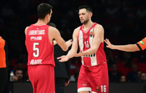 Αήττητος πρωταθλητής χειμώνα θέλει να γίνει ο Ολυμπιακός με νίκη επί του Άρη