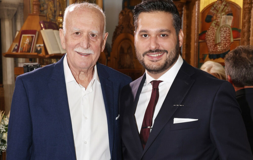 Φοίβος Παπαδάκης: Ευχαριστώ για την υποστήριξη μετά τον θάνατο του πατέρα του