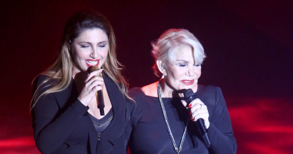 Έλενα Παπαρίζου: Τα δάκρυα για τη Μαρινέλλα και οι όμορφες στιγμές τους