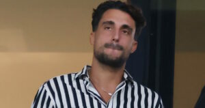 Σάκης Κατσούλης: Πλημμύρισε η επιχείρησή του στο Περιστέρι από τη νεροποντή