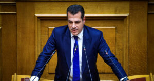 Θάνος Πλεύρης: Τέλος στα επιδόματα για μετανάστες, λάθος η λογική της επιδοματικής στήριξης