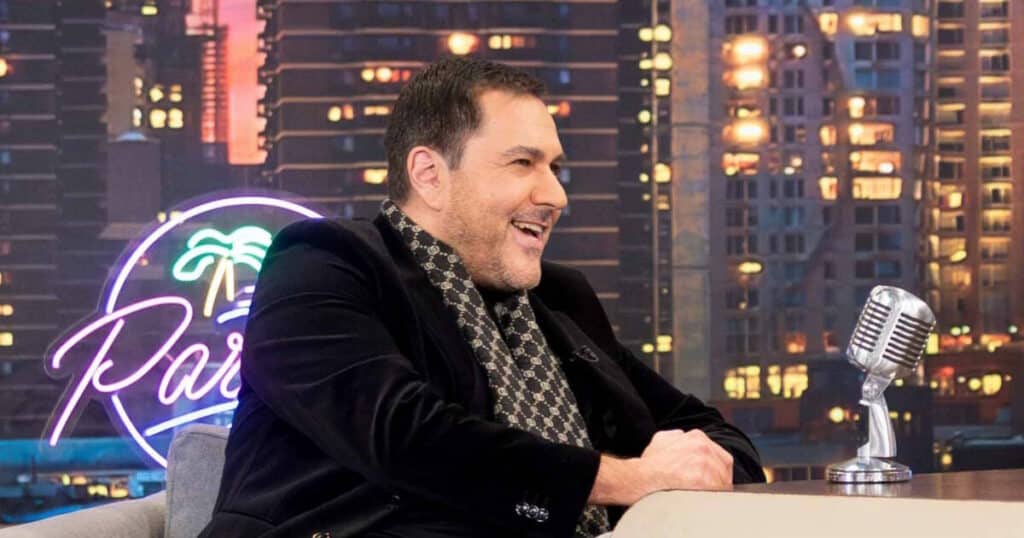 Βρεττός Βρεττάκος: Η Άννα Βίσση απομάκρυνε την κάπα των 8 κιλών στη συναυλία