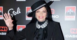 Ζωζώ Σαπουντζάκη: Ο Μάκης Δελαπόρτας μιλά για την υγεία της