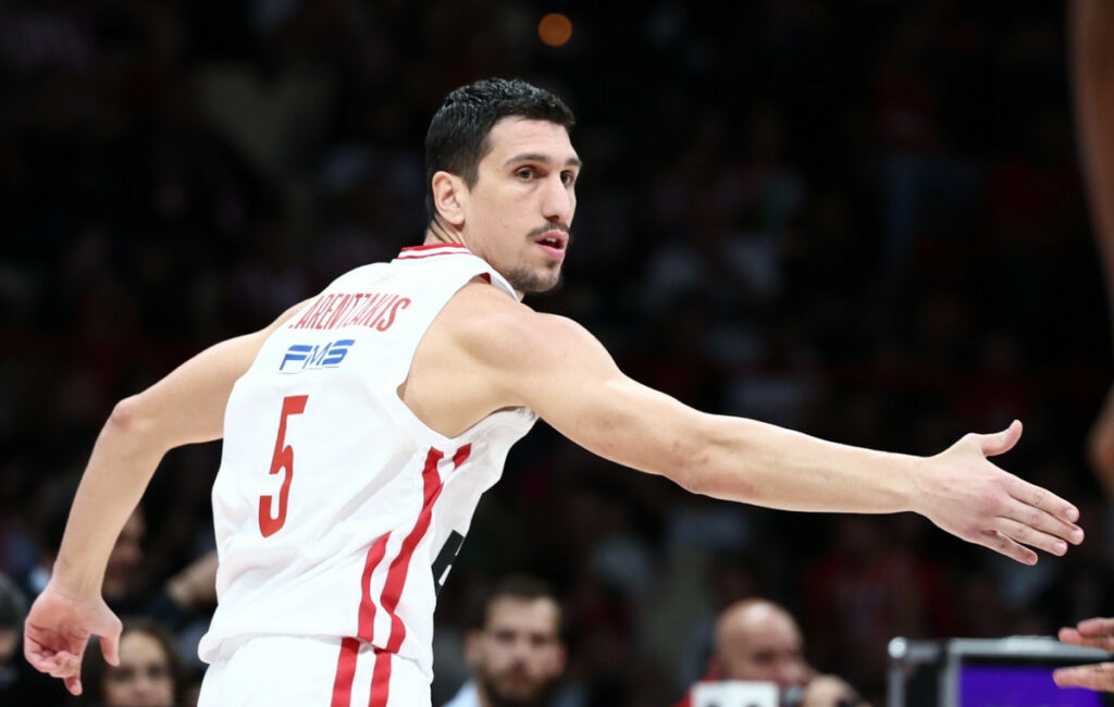 Ολυμπιακός: Χωρίς Λαρεντζάκη κόντρα στη Βίρτους Μπολόνια