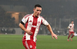 Ολυμπιακός: Τιμωρία ενός αγώνα στον Ποντένσε από τη Stoiximan Super League