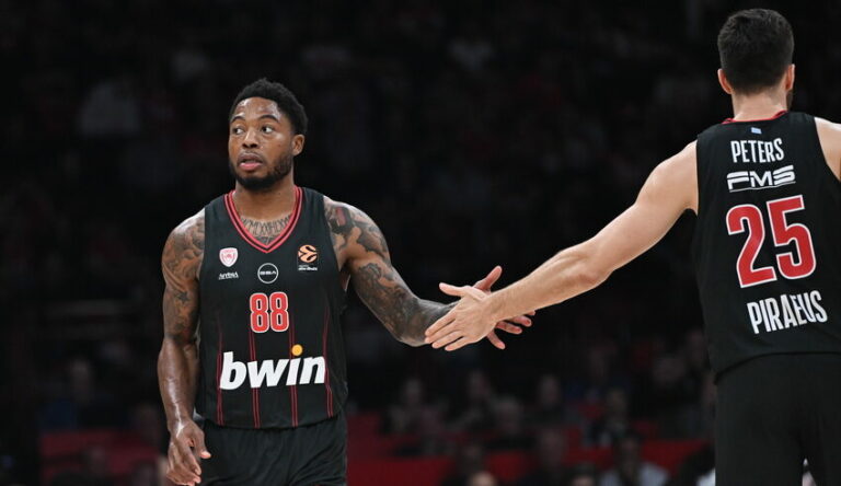 Ο Ολυμπιακός αντιμετωπίζει τον Ερυθρό Αστέρα στην Euroleague