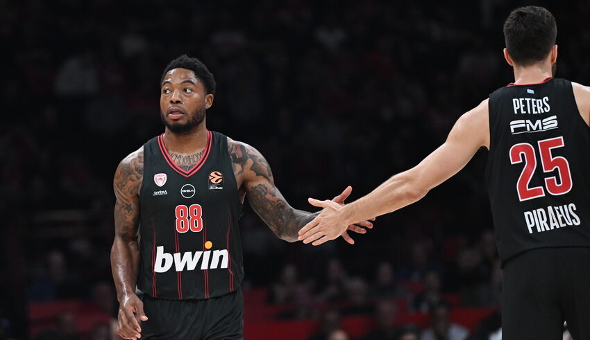 Ο Ολυμπιακός αντιμετωπίζει τον Ερυθρό Αστέρα στην Euroleague