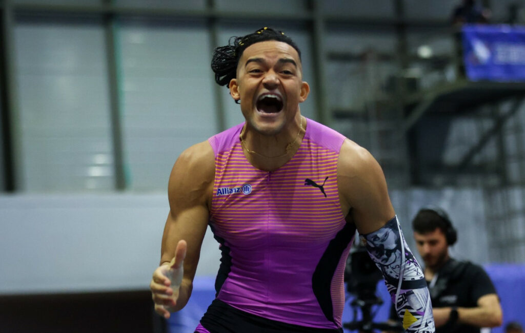 Καραλής: Στόχος το παγκόσμιο ρεκόρ μετά το 6,17μ.