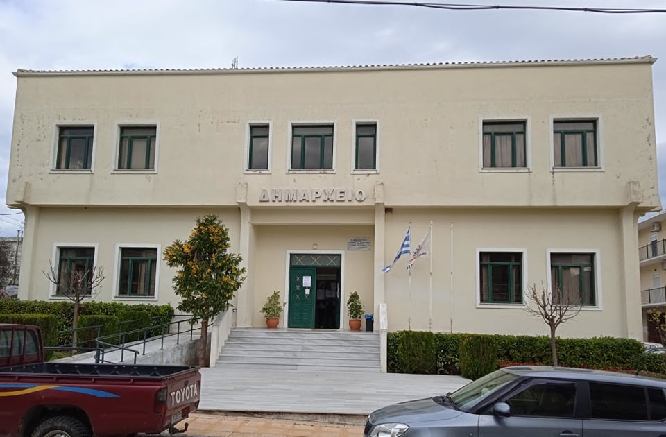 Δ. Φιλιατών: Ο Παρασκευάς Βλάχος αναλαμβάνει προσωρινά τη δημαρχία