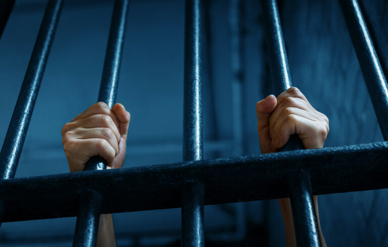 Στη φυλακή ο πρόεδρος του Ιωνικού και δύο οπαδοί για επεισόδια