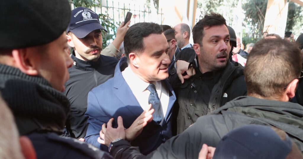 Άδωνις Γεωργιάδης: «Θα με είχαν σκοτώσει χωρίς τα ΜΑΤ»