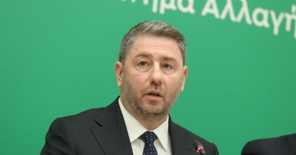 Στη Βουλή ο Ανδρουλάκης: Στο επίκεντρο οι υποκλοπές και η αντιπαράθεση με Μητσοτάκη