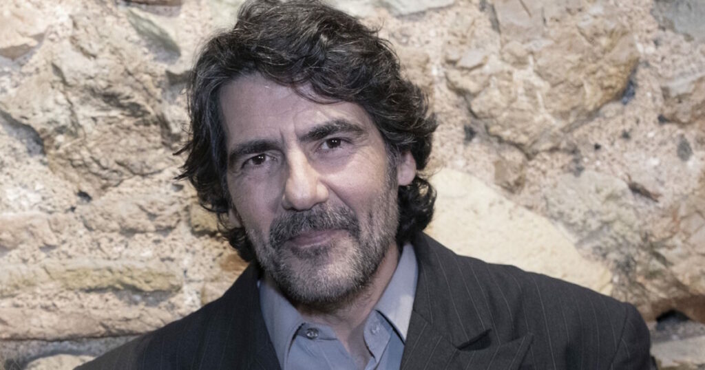 Αντώνης Καρυστινός: Η σπάνια αναφορά στην κόρη του και το spoiler για το «Porto Leone»