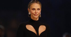 Σαρλίζ Θερόν: Αποκάλυψη για 15 ώρες λεκτικής κακοποίησης από φωτογράφο