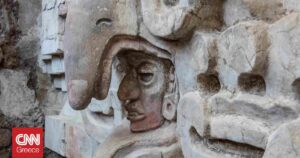 Ανακαλύφθηκε αρχαίος τάφος με γλυπτό κουκουβάγιας στο Μεξικό