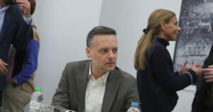 ΠΑΣΟΚ: Νέος κύκλος εσωστρέφειας με Δούκα και Γερουλάνο