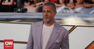 Μπραντ Πιτ: Γυρίσματα της ταινίας "The Riders" στο λιμάνι της Ύδρας