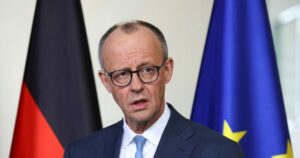 Ο Μερτς προτείνει περισσότερες ώρες εργασίας - «Κοιτάξτε την Ελλάδα»