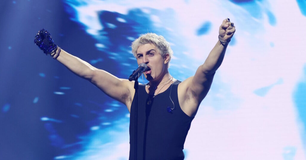 Good Job Nicky για Χάρη Βαρθακούρη: Τρελό να περιμένει 17 χρόνια για νέο τραγούδι